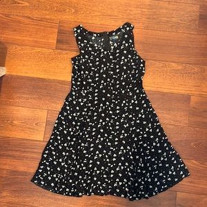 NWOT TROPICAL TANTRUM FLORAL DRESS